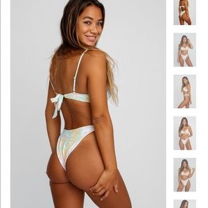 Skatie NWT Kelly bottoms in Oahu- size L